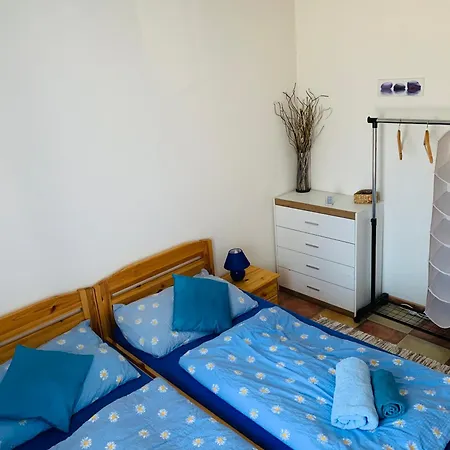 U Zlate Rybky Apartment *